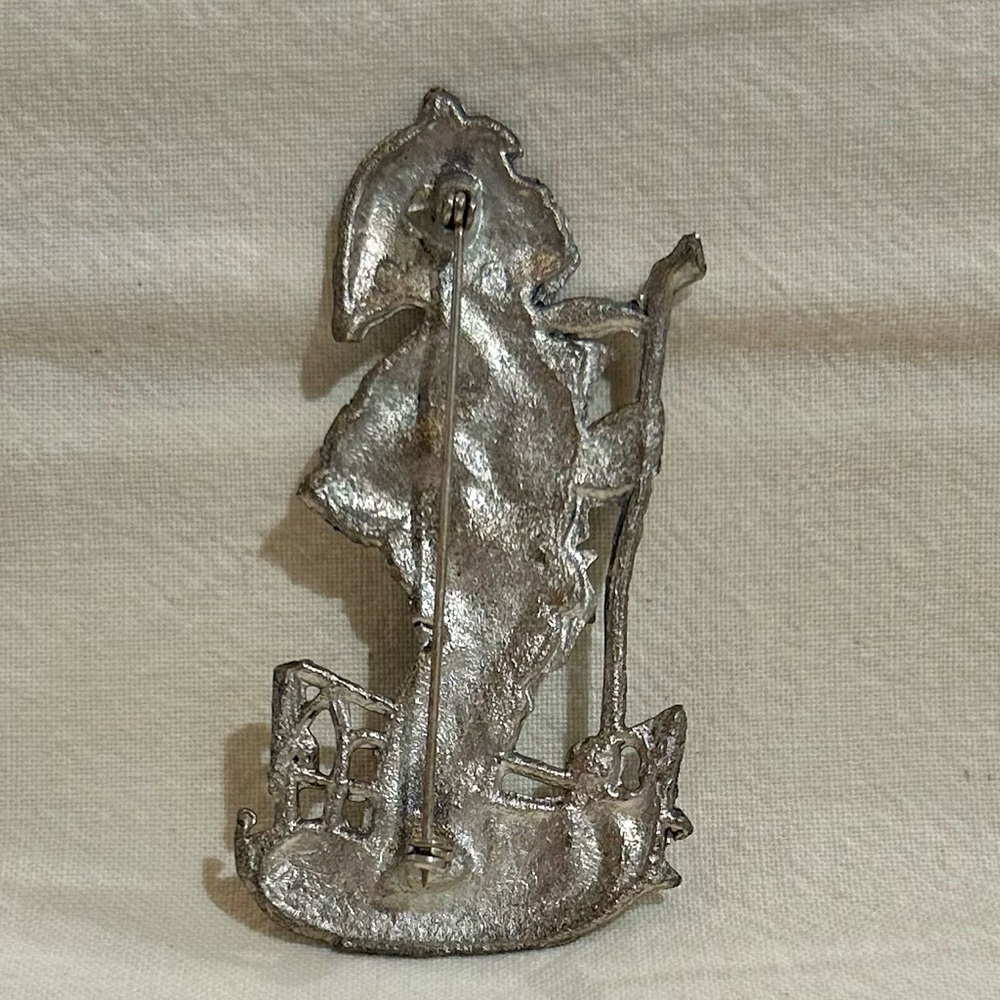 Hummel Pin - Picture 2 of 2